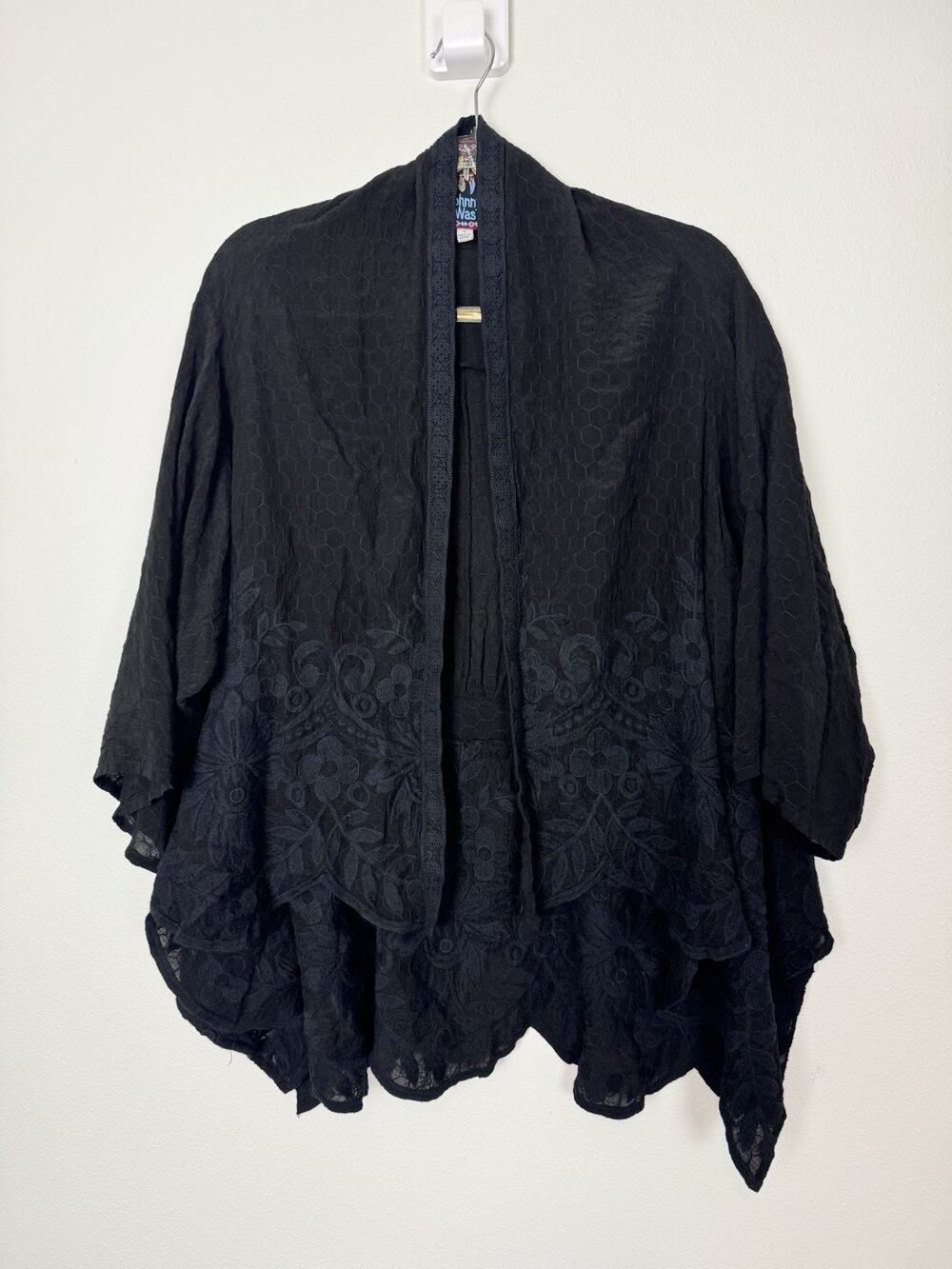 Johnny Was Kimono Women’s Small Black Tonal Embroidery Oversized Cocktail Jacket